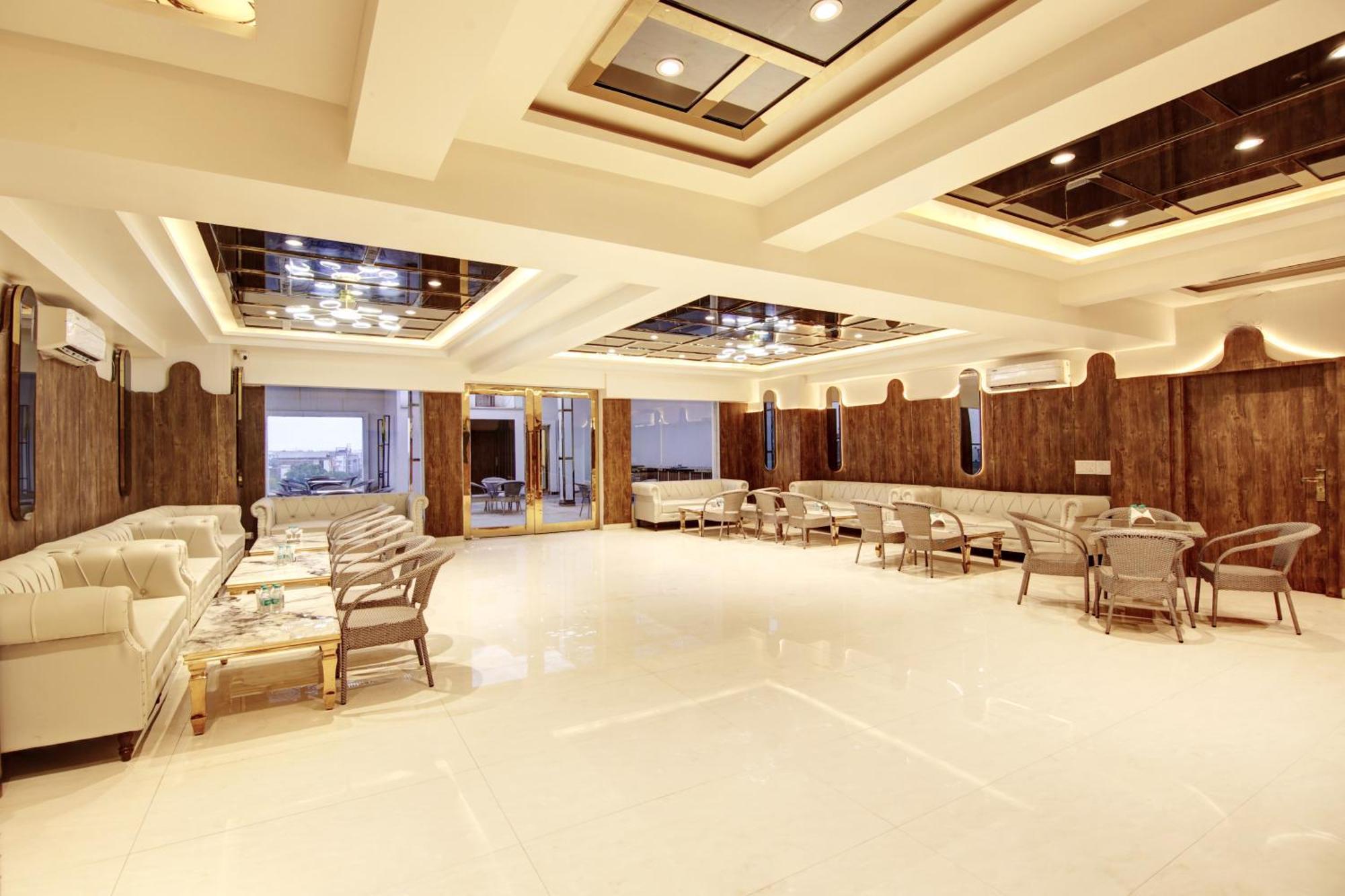 Marks Hotel & Banquet Noida Extérieur photo